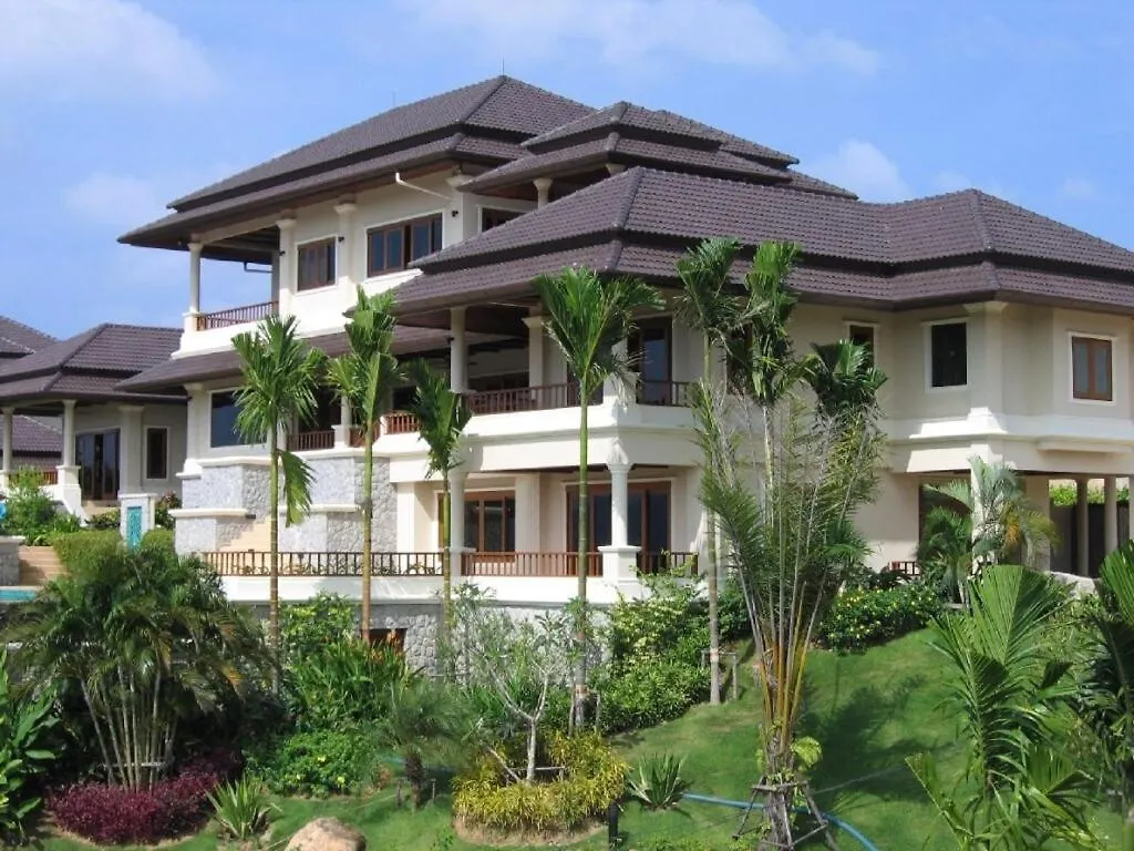 Luxurious Phuket Escape - Lakewood Hills contacts